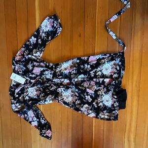 casual/fancy dress with black underslip